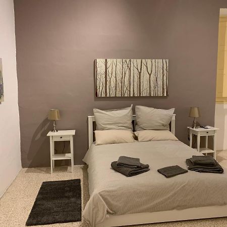 4 Bedroom Apartment In Sliema Near The Sea Экстерьер фото