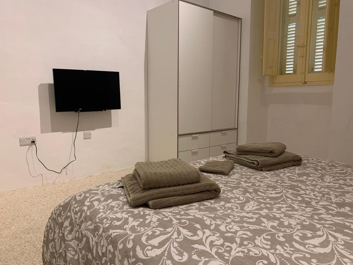 4 Bedroom Apartment In Sliema Near The Sea Экстерьер фото